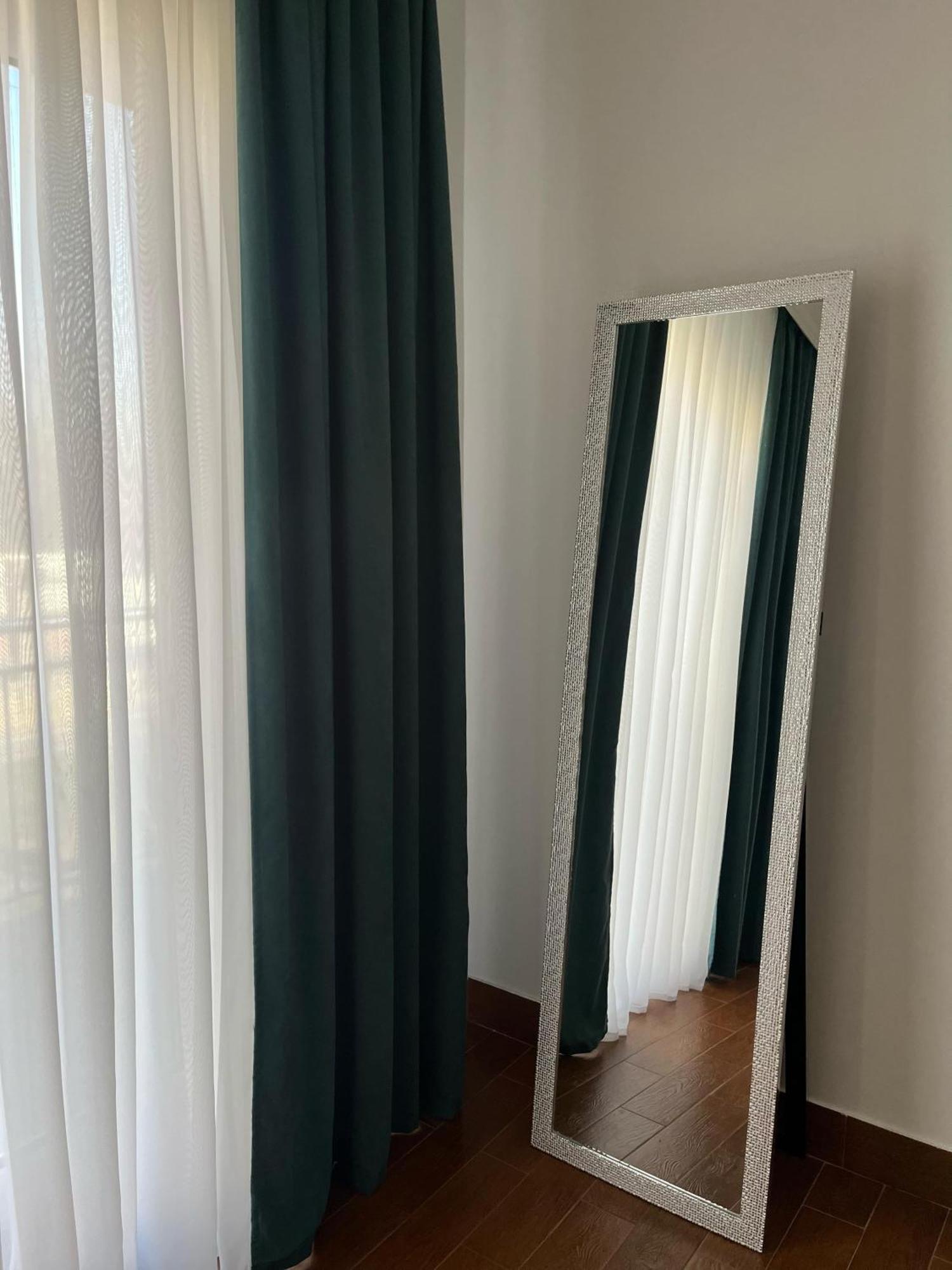 Surcin Apartment Ledine Екстериор снимка
