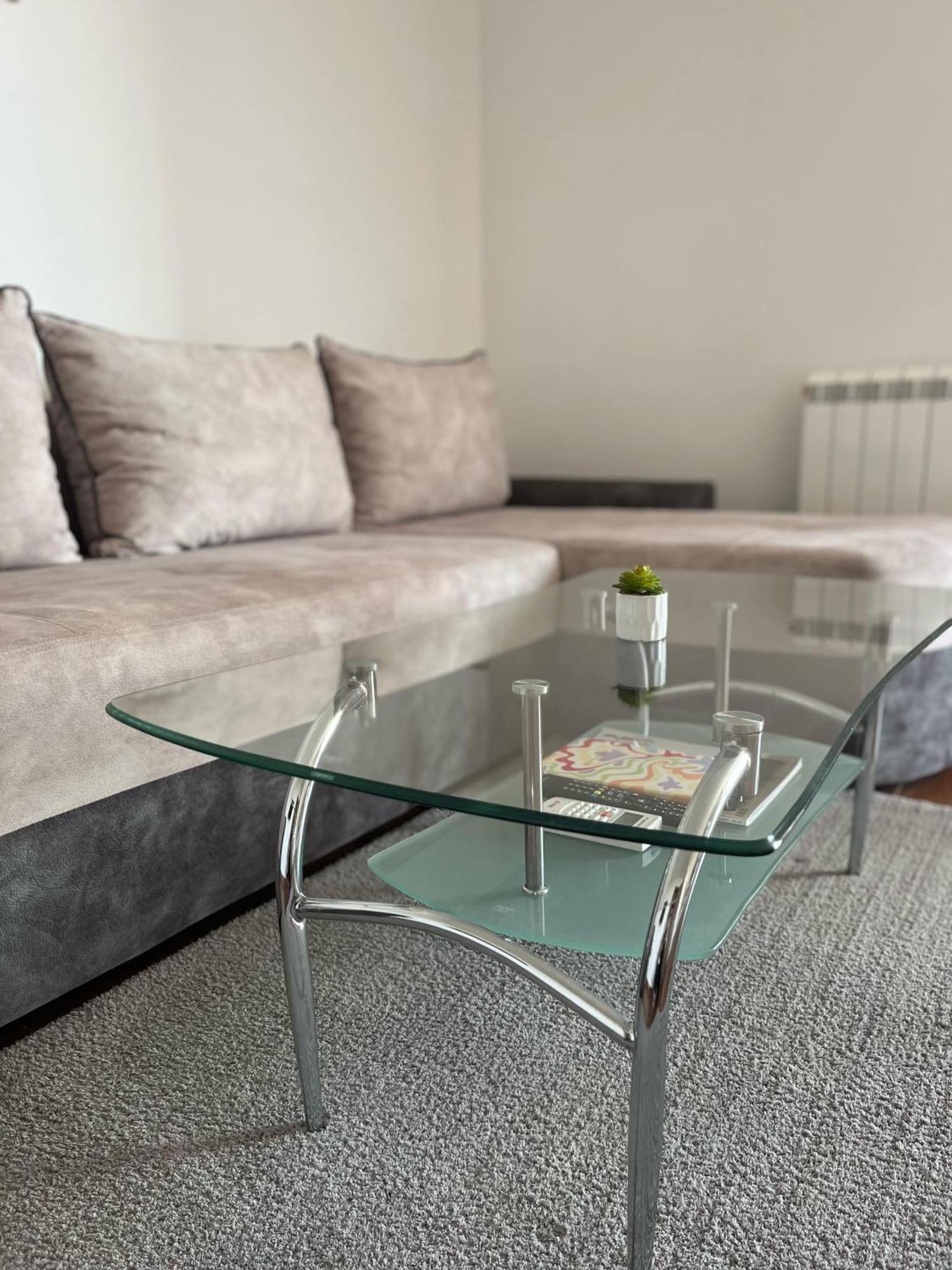 Surcin Apartment Ledine Екстериор снимка